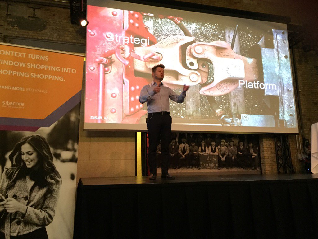 Mortenlund1's tweet photo. ROI og Sitecore. Go Michael #displayful, #sitecore, https://t.co/G7Pc7rGsHh