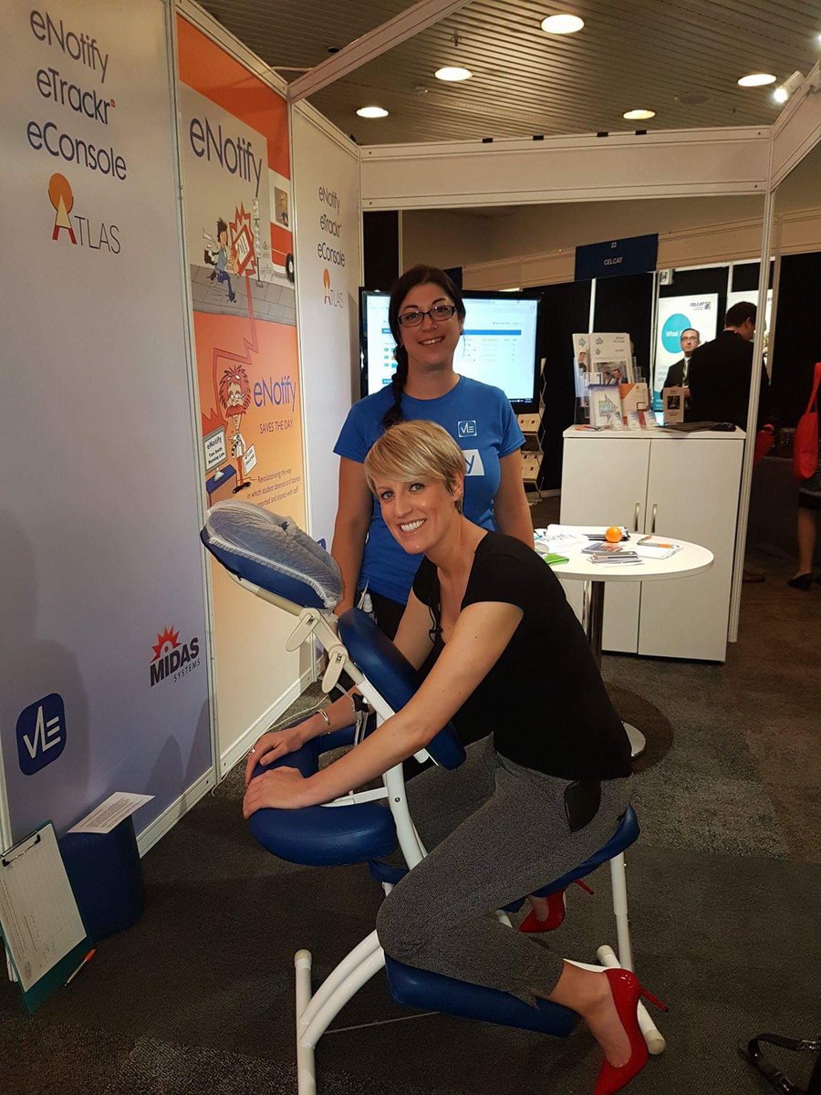VLESupport's tweet image. @stephbreakfast having a massage #AoCConf stand 33 #eNotify @vlesupport