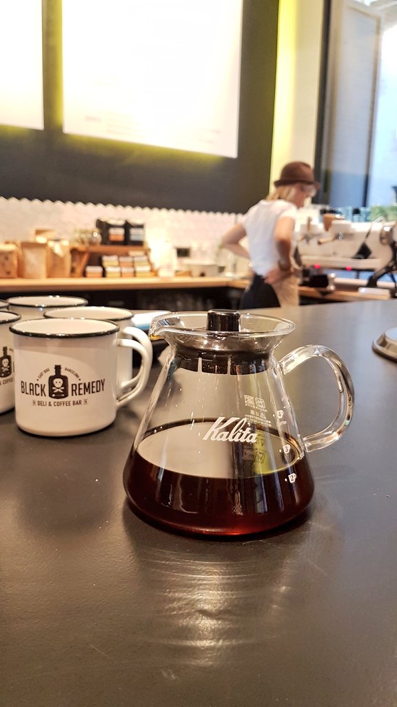 gemaesantiago's tweet photo. Trabajar y desayunar en @BlackRemedyBar es todo un lujo #CoffeeTime #coffeelover #coffeebcn https://t.co/1PDoJRRmF7