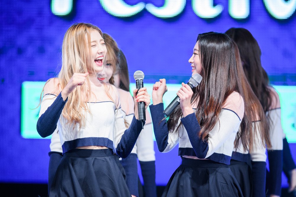 lovelyzships's tweet photo. jisoo/yein ; #yesoo
© gallrof https://t.co/SwctEhgxwV