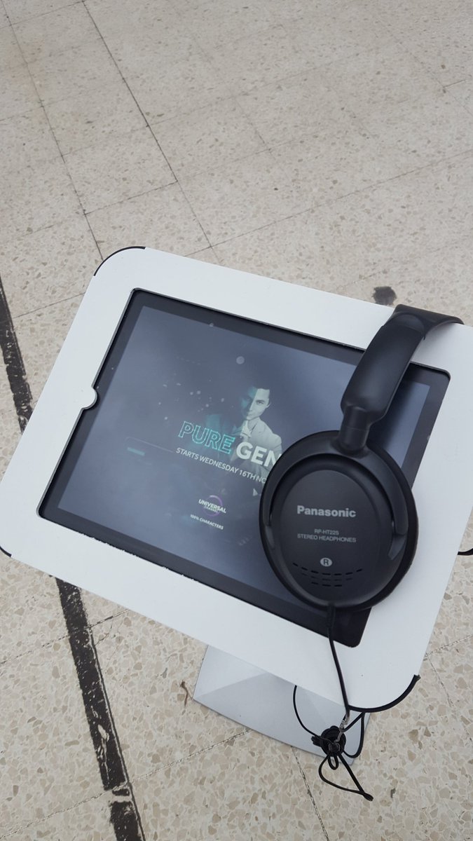 rogueprouk's tweet photo. Doctors consultations on iPad driven robots today at #waterloo...very futuristic! #puregeniusdoc https://t.co/eWyZifCfIr