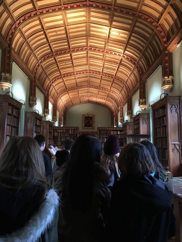 CastleRockSch's tweet photo. Some of our @CastleRockHigh students visiting @Cambridge_Uni today! https://t.co/7ijiHBqdXJ