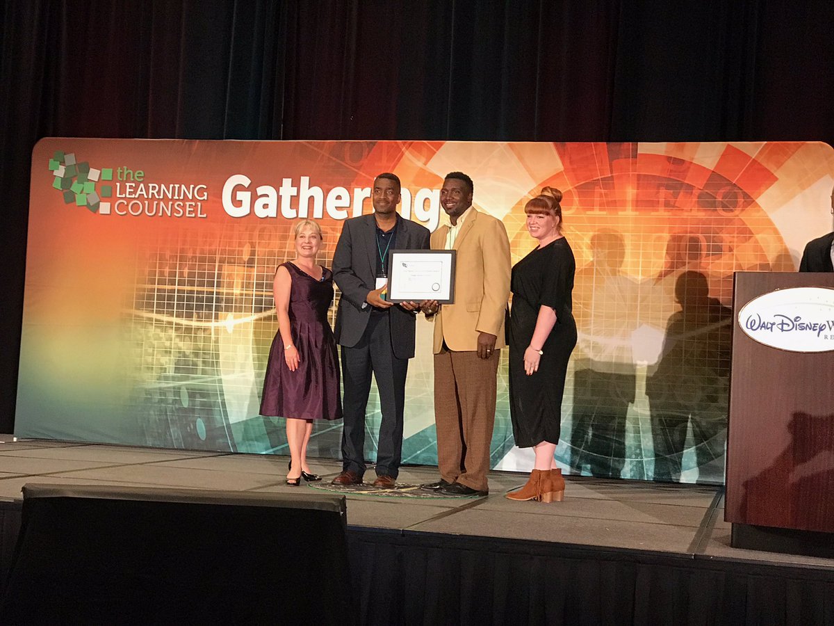 IESprincipal23's tweet photo. Congrats to RSS for leveling the playing field for kids through technology integration!!@lynn_moody @RSSinformation @learningcounsel https://t.co/FqjIJMhvre