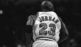 YoungCracks's tweet photo. "He fallado una y otra vez en mi vida, por eso he conseguido el éxito" Michael Jordan https://t.co/nCj2hhTjRI