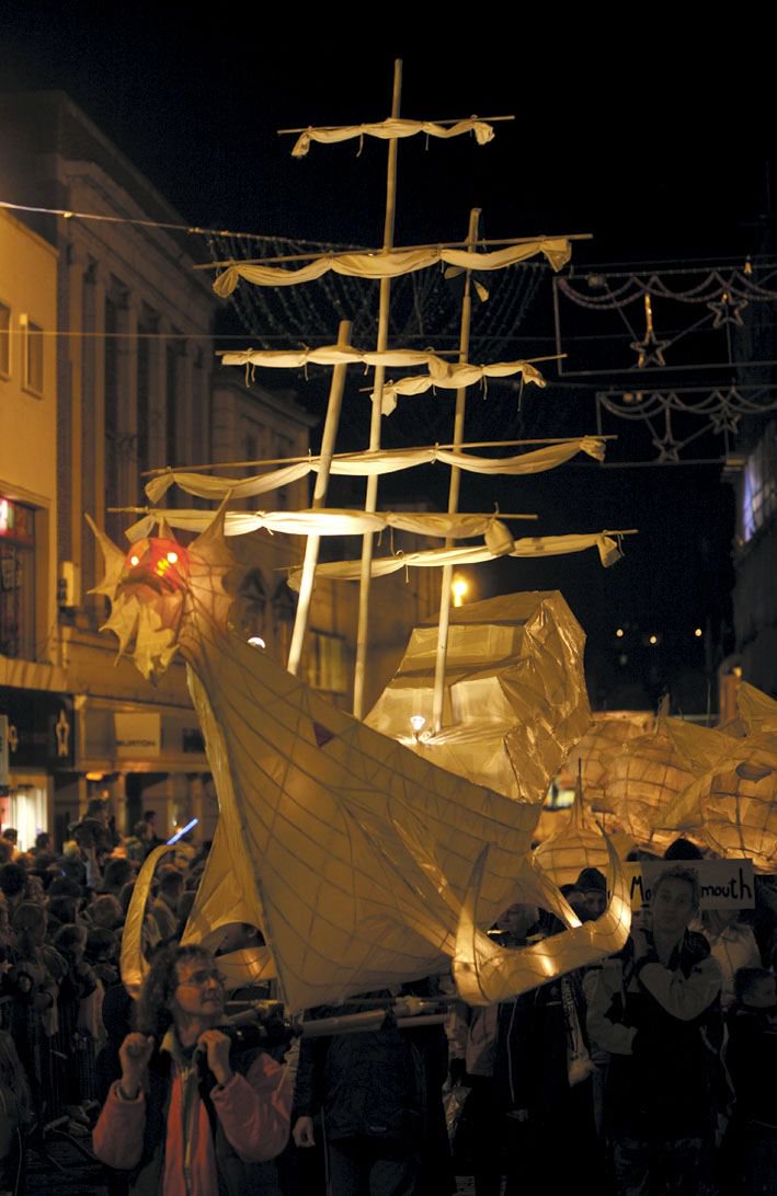 VisitTruro's tweet image. City of Lights Wed 23rd Nov 7 p.m. #christmasintruro #ourgreatlittlecity #truroculture To donate text COLT16 £2 to 70070.