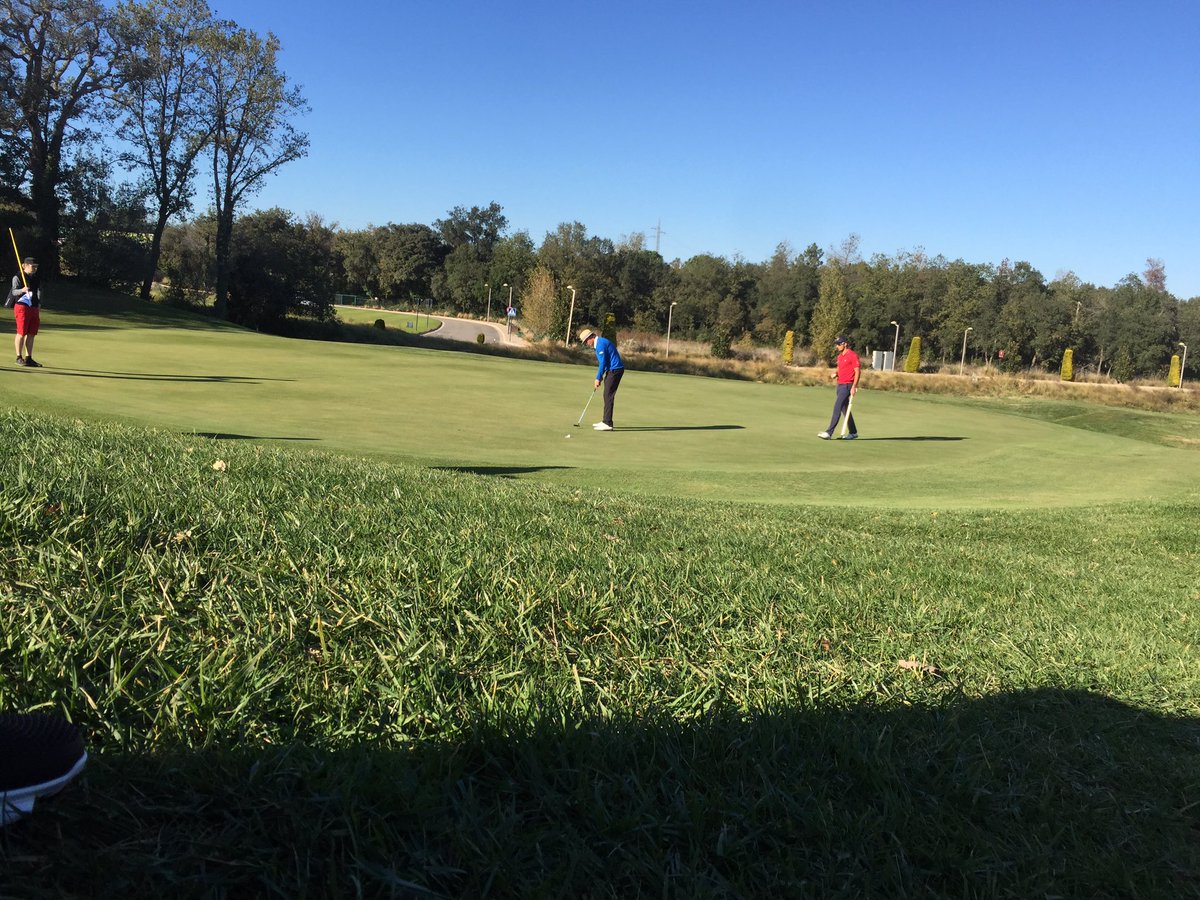 BirdieTimes's tweet photo. #pulkkanen ja sinne uppoaa! Jotain tosi isoa loppuun, kenties birdie-eagle. https://t.co/QtuVgkdt3u