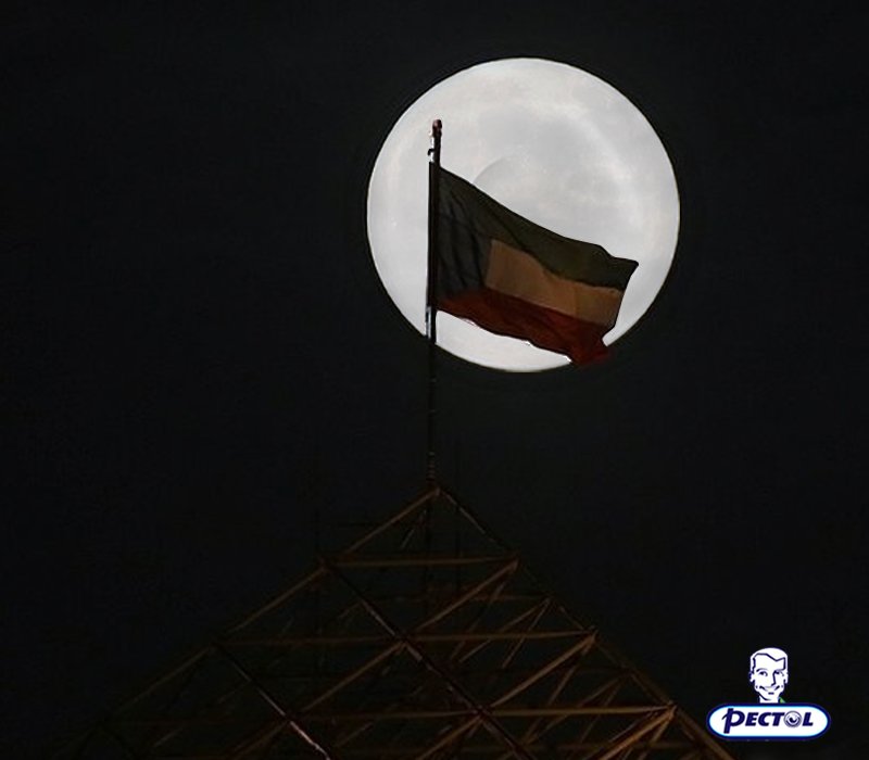 PectolMENA's tweet photo. ظاهرة بتتكرر كل شتاء !!! احمي اسرتك من نزلات برد الشتاء ;)
#القمر_العملاق #SuperMoon https://t.co/jZHEeZohED