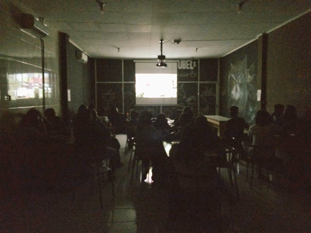 Rameeee nonton <a href="/rocket_rain/">Rocket Rain Movie</a> di <a href="/warungbejubels/">warungbejubels</a> Kolektif x Bioskopan by <a href="/minikinoevents/">minikino</a> malam ini