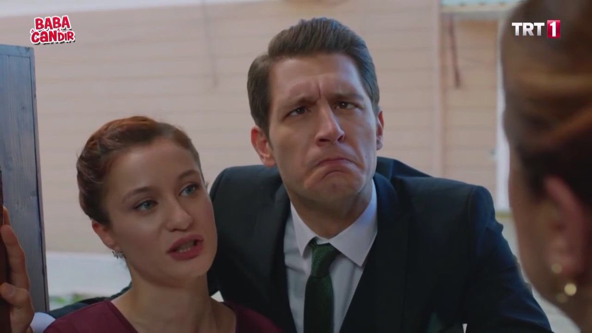 Oyunculuk budur canım , sen anlamazsın ! Kenara çekil