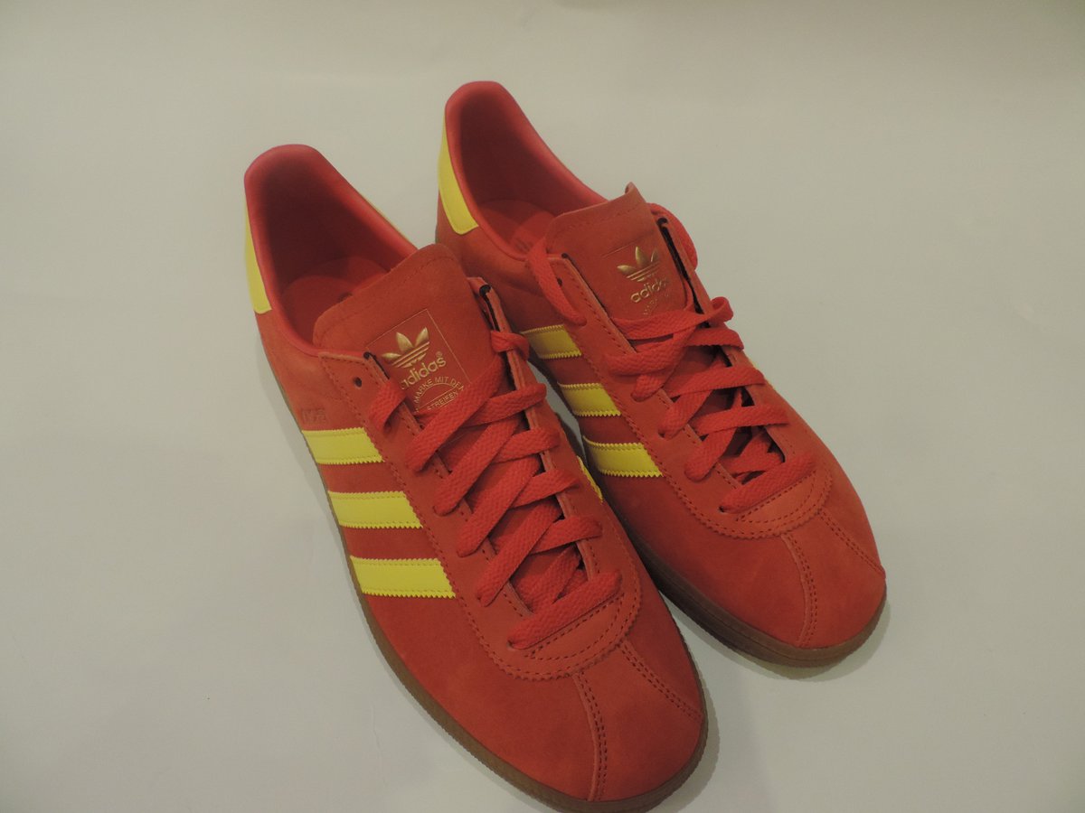 adidas munchen red yellow