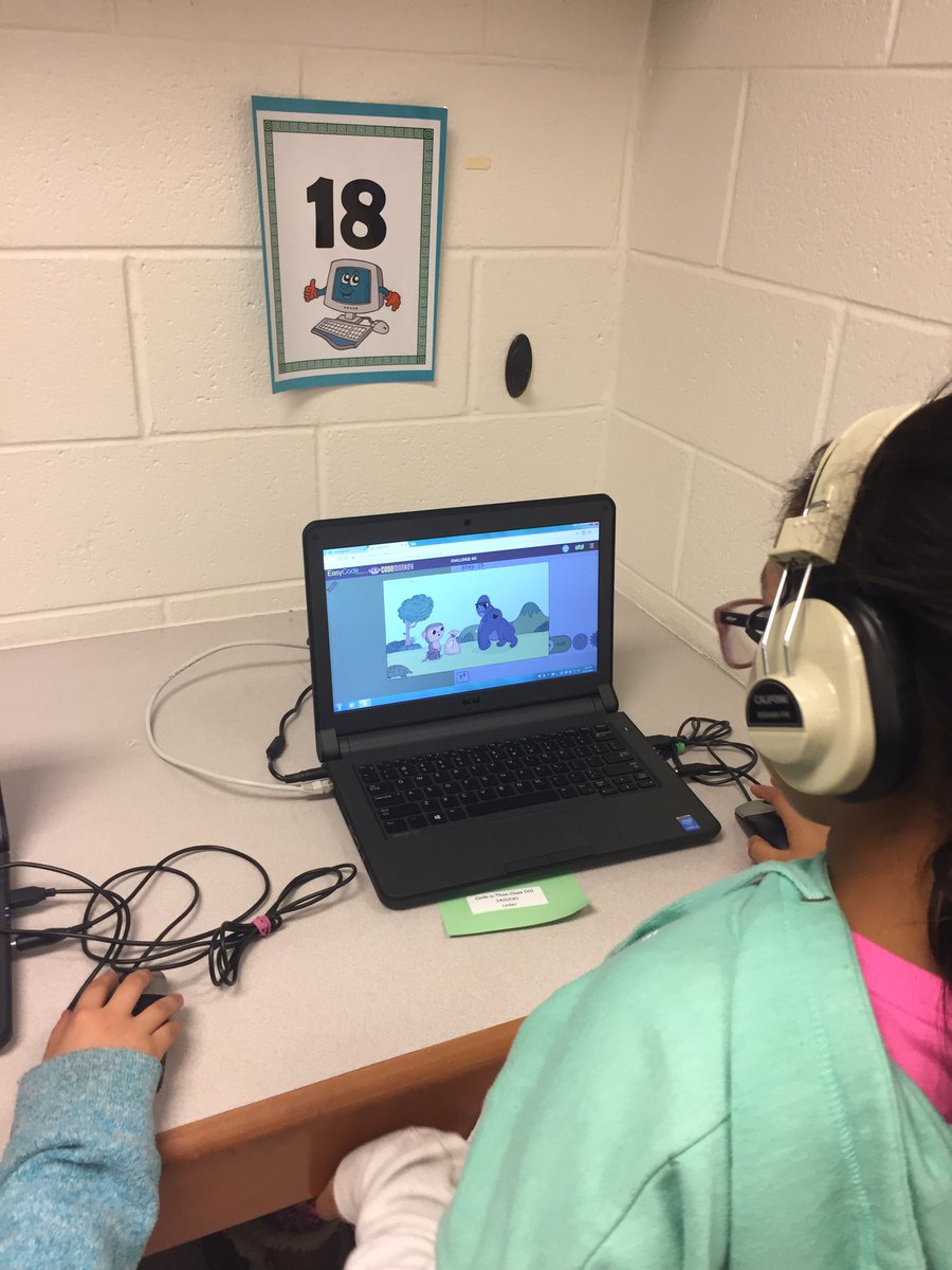 AbbySpessard's tweet image. 4th grade is getting their first try at coding this week! #codeathon2016 #RRD17 @learningdotcom