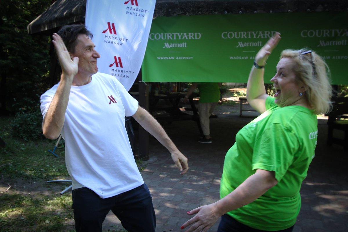 A1: General Managers from Courtyard and Marriott worked
together for children from our local orphanage. #MICultureChat