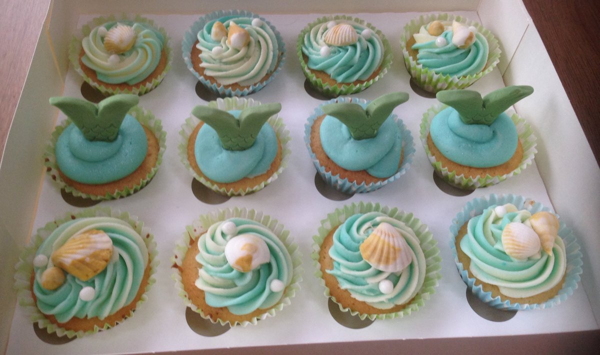 _LACupcakes's tweet photo. Mermaid cupcakes! #Larbert #cupcakes #mermaid https://t.co/nk88pP6gM9
