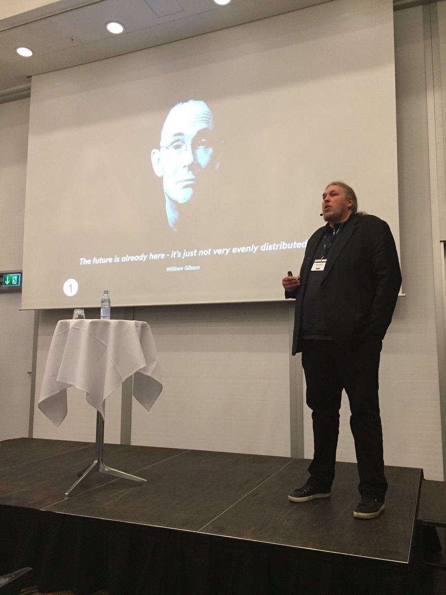 DortheAutzen's tweet photo. @GFjeldsted rocking the stage at #deloittedigtal2016 #IoT #eccoshoes https://t.co/eCJ9wzKIjc