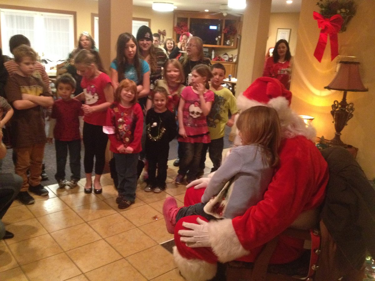 JOIN COLUMBUS OHIO SANTA ON GOOGLE PLUS
#COLUMBUSOHIO #BUCKEYE #COLUMBUS #CBUS #GROVECITYOHIO #DUBLINOHIO
plus.google.com/u/0/communitie…