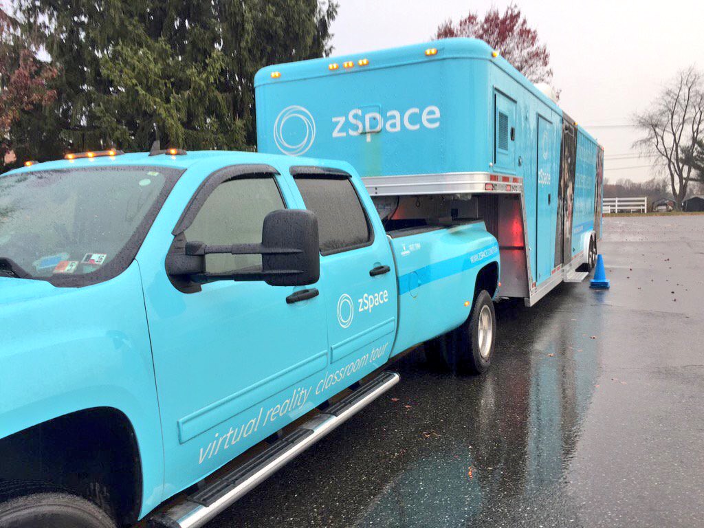 BlackRiverMS's tweet image. .@zSpace virtual reality tour bus visited BRMS today. What great experience for some of our students! #WeAreChesterNJ