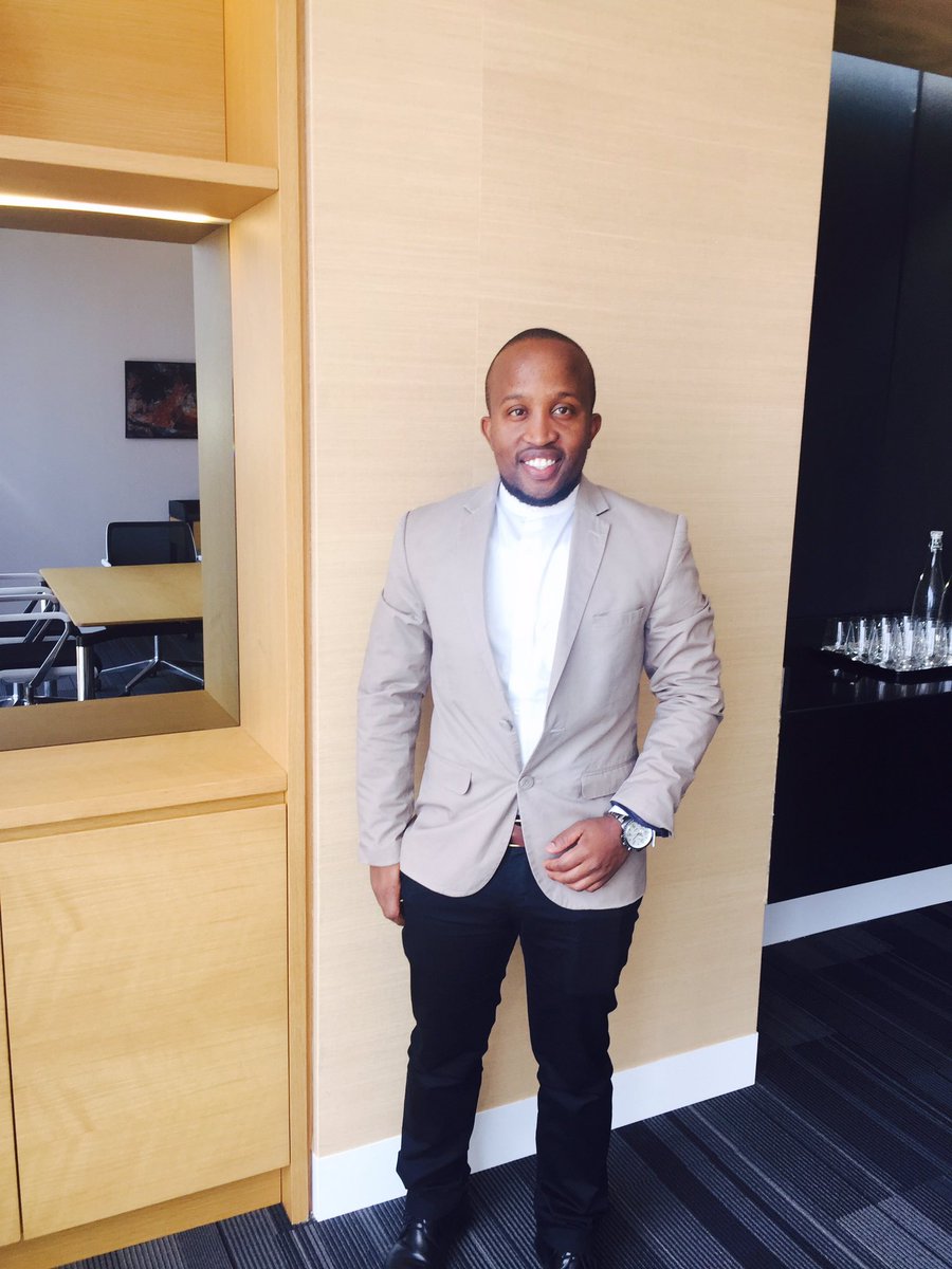 IamThaboIsaac's tweet photo. Catch business coach, @PlayYourPartSA Ambassador, EY brand ambassador &amp; YLED Board Member on @EldosFM876 #YoungMoneyShow - #GEW2016 @yledsa https://t.co/ftz9iUPBM0