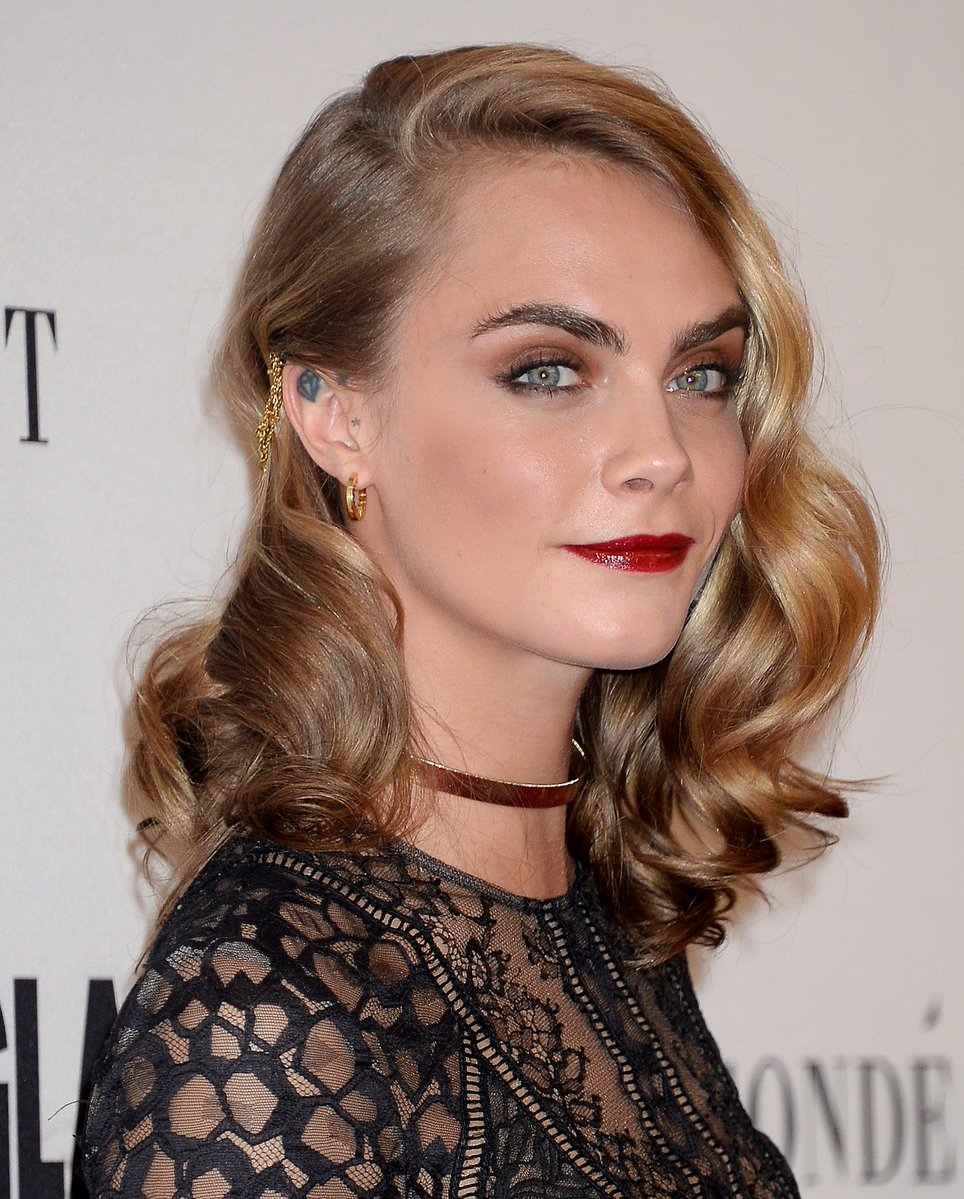 caradeleuinqne's tweet image. November 14: Cara Delevingne at 'Glamour Women Of The Year 2016' at NeueHouse in Los Angeles.