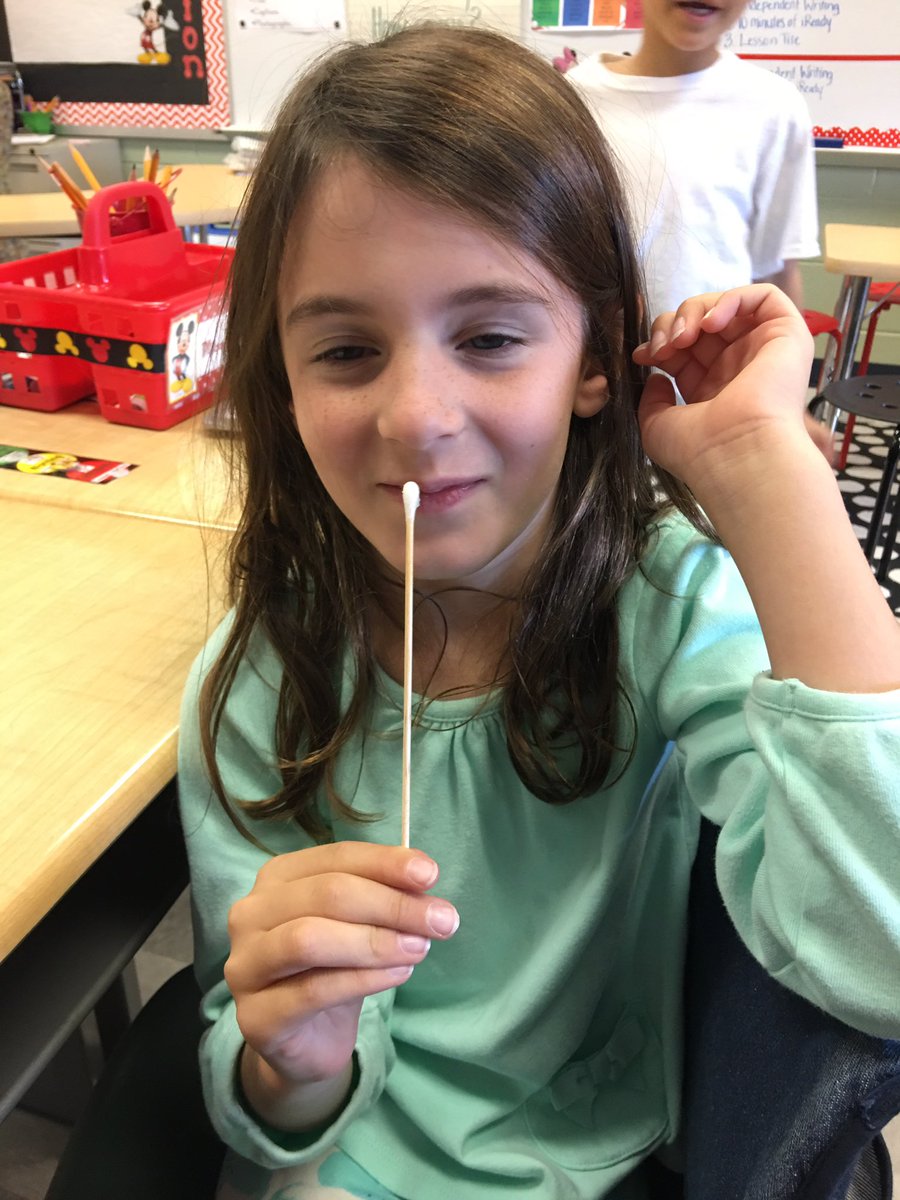 MrsTsClubhouse's tweet image. We visualized using our sense of smell! #strategyinstruction @VincentFarmBCPS