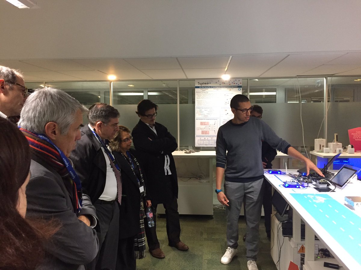 vboisgontier's tweet photo. .@IRTSystemX reçoit une délégation @ParisRegion dans le cadre de la conférence #CESA4.0 #AutonomousVehicles #Security #ITS https://t.co/XreLMel3xJ