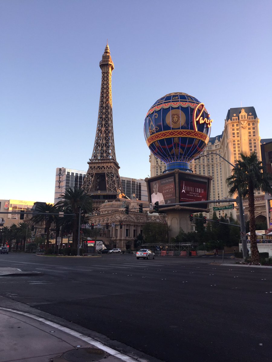 gansett62's tweet photo. Elevate LAS. #2017elevate https://t.co/VnaqWXDXrc
