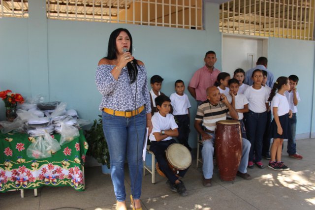 NorisSotoF's tweet photo. #Hoy #15Nov Hicimos Entrega del #ClapTextil a los Hermosos Niñ@s de la  E.B.N Juan Jose Fernandez #NuevaEsparta #LosClapEnExpansion https://t.co/GjlQ2hhPcf