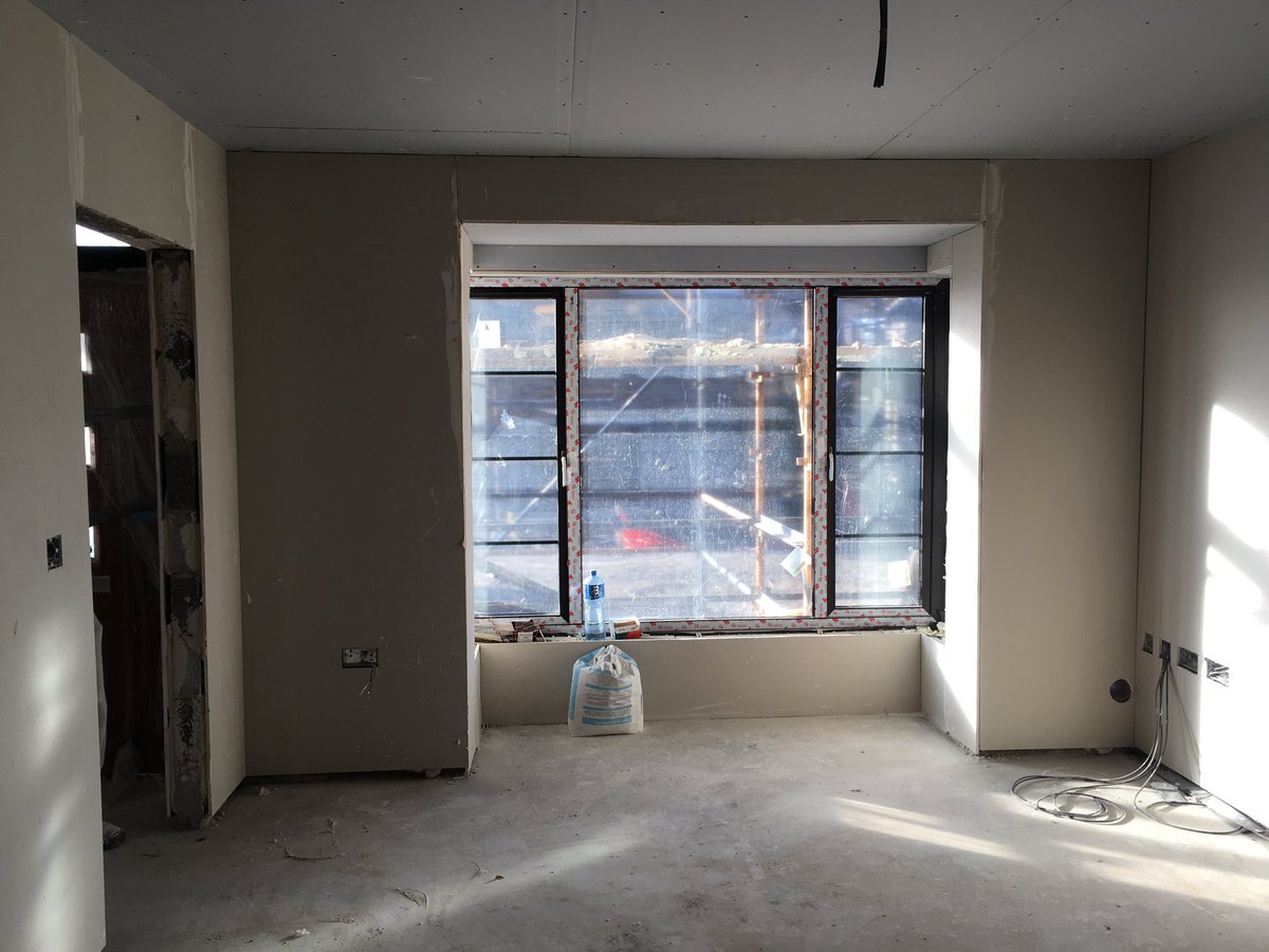 walltech_'s tweet photo. New housing project started for Carr Bros Ltd. 90 new homes plasterboarded by @walltech_ #dotndab #screwfix https://t.co/LLzH0i3MtP