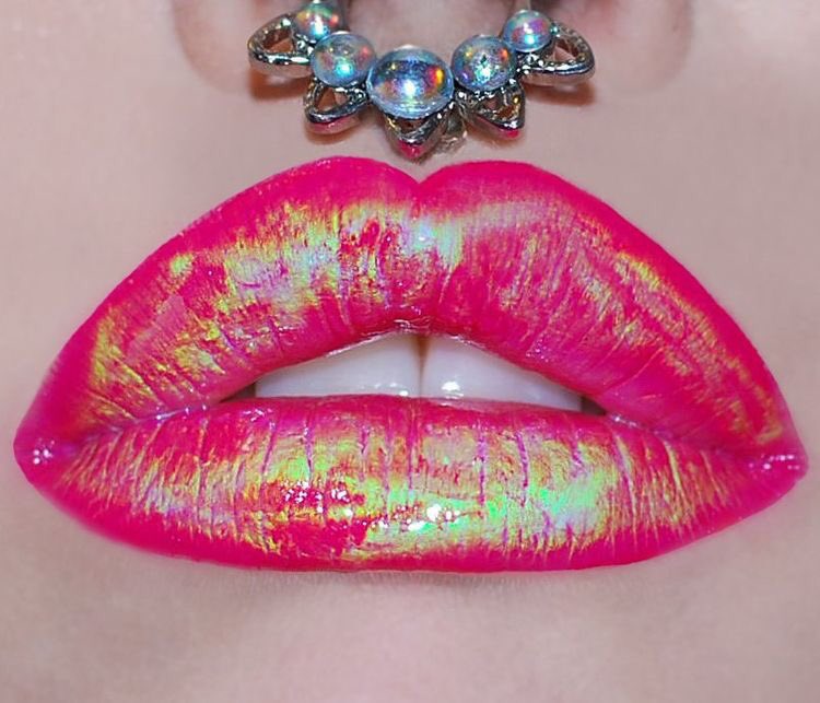 glowkit tweet picture