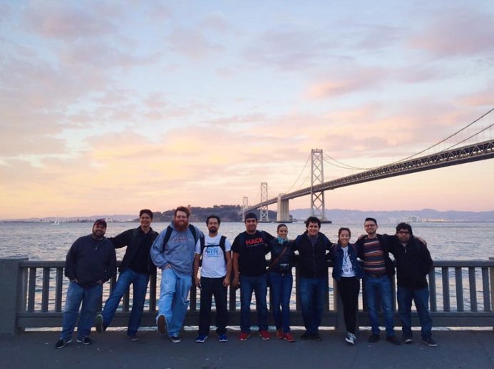 encorajobs's tweet image. &quot;No solo imágenes de perfil en Skype&quot;. Ariel Isaac Machado en el blogpost de hoy. ow.ly/4RpO305WtQa #NearsoftBlogs #ThisIsWhoWeAre