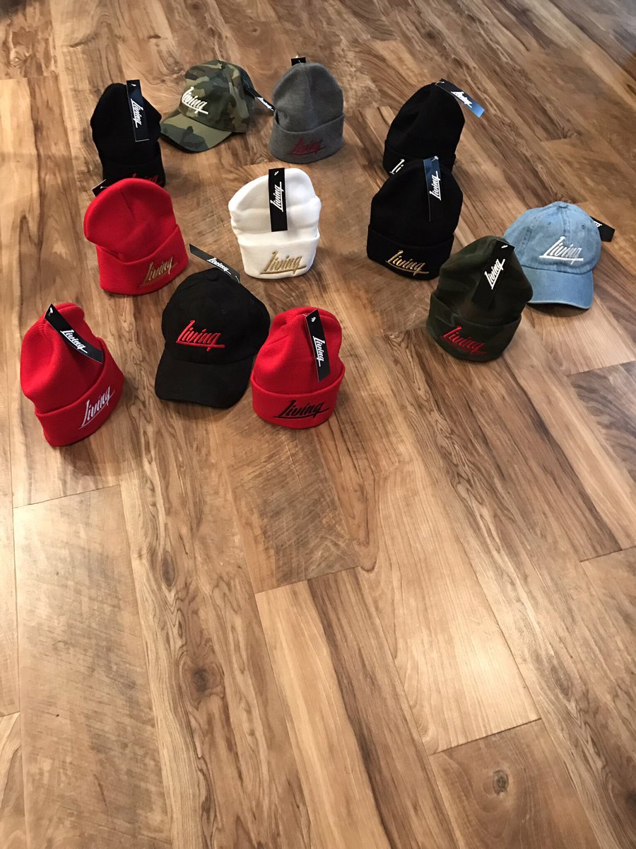 MJones409's tweet photo. @derrickechols11 RT help spread the message #Living #YLClub 🏌 {Is all about expressing yourself} https://t.co/8zJEjY1k4M https://t.co/MwBdva9NEK