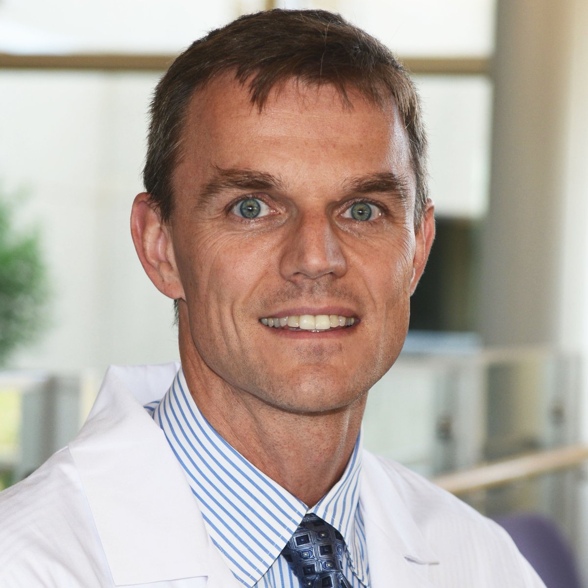 Dr. Gilvydis is a #boardcertified interventional radiologist – a physician that specializes in treatment of diseases in every organ system.