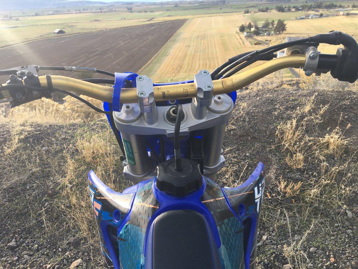 jhinton1997's tweet photo. Always a good stress reliever. #Yamaha #yzf250f https://t.co/wtGsHidNSw