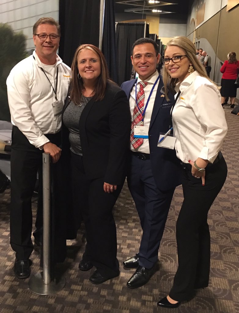 Courtney Quenneville (sunbrooke) Twitter