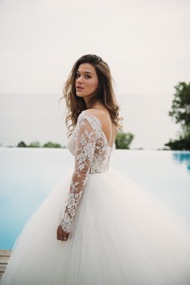 BodasdeCuento's tweet image. 💟 Nuevo post 💟@cuentiwendy y @cuentimarina fueron a conocer la nueva colección de @rosa_clara y nos lo cuentan todito en el blog!