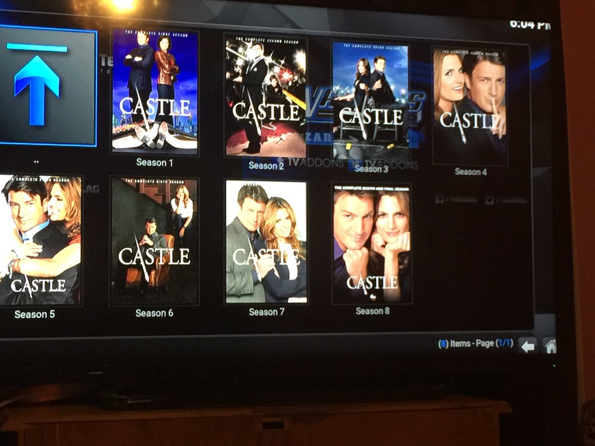 AndrealewisLaw's tweet photo. I am soooo happy right now!!! #castle #bringbackcastle #CaskettAlways ๐ฌ๐ฌ๐ฌ๐ฌ https://t.co/QBqoOEaeM6