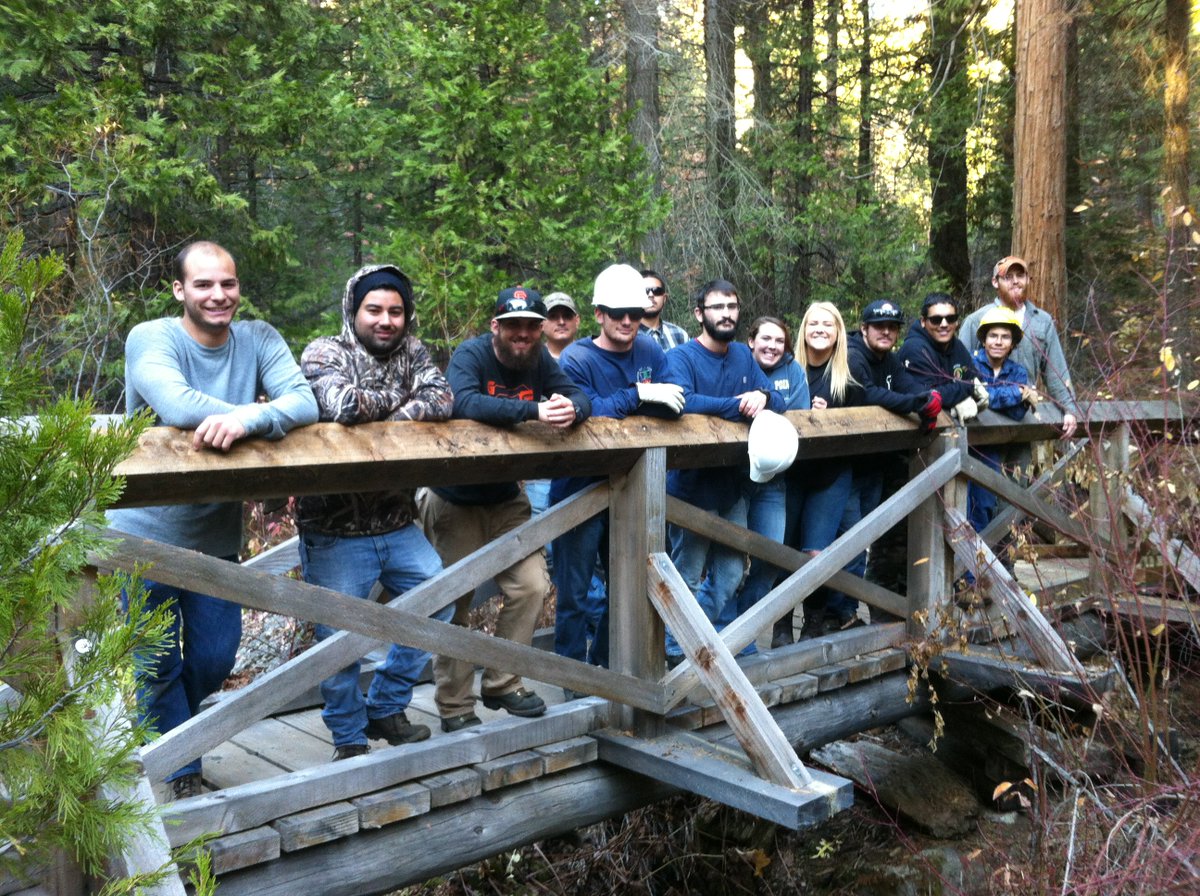 YMCACampSEQLake's tweet photo. The Latest YMCA Camp Sequoia Lake blog is up! DIscover "Becoming a Bridge" on our Tumblr page: https://t.co/eQHnK0i0EZ https://t.co/snGlrnkvnd