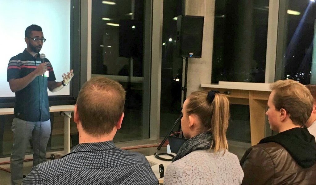 Book_Port's tweet image. @Book_Port founder @GodfreyJoekumar  pitching at #PitchIt2016, hosted by @igniteacc. 
@AlgonquinSA @AlgonquinColleg #GEW2016