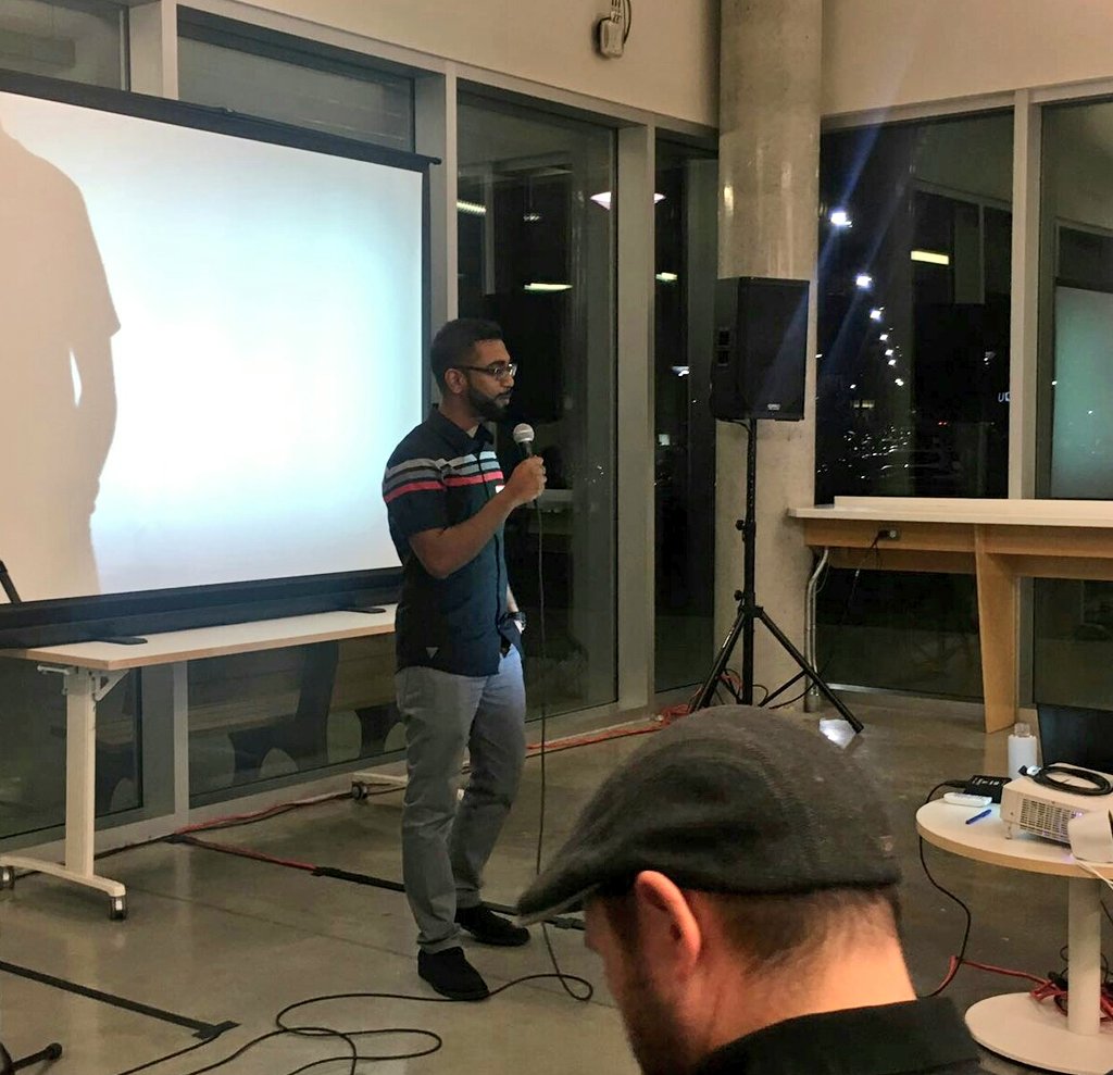 Book_Port's tweet image. @Book_Port founder @GodfreyJoekumar  pitching at #PitchIt2016, hosted by @igniteacc. 
@AlgonquinSA @AlgonquinColleg #GEW2016