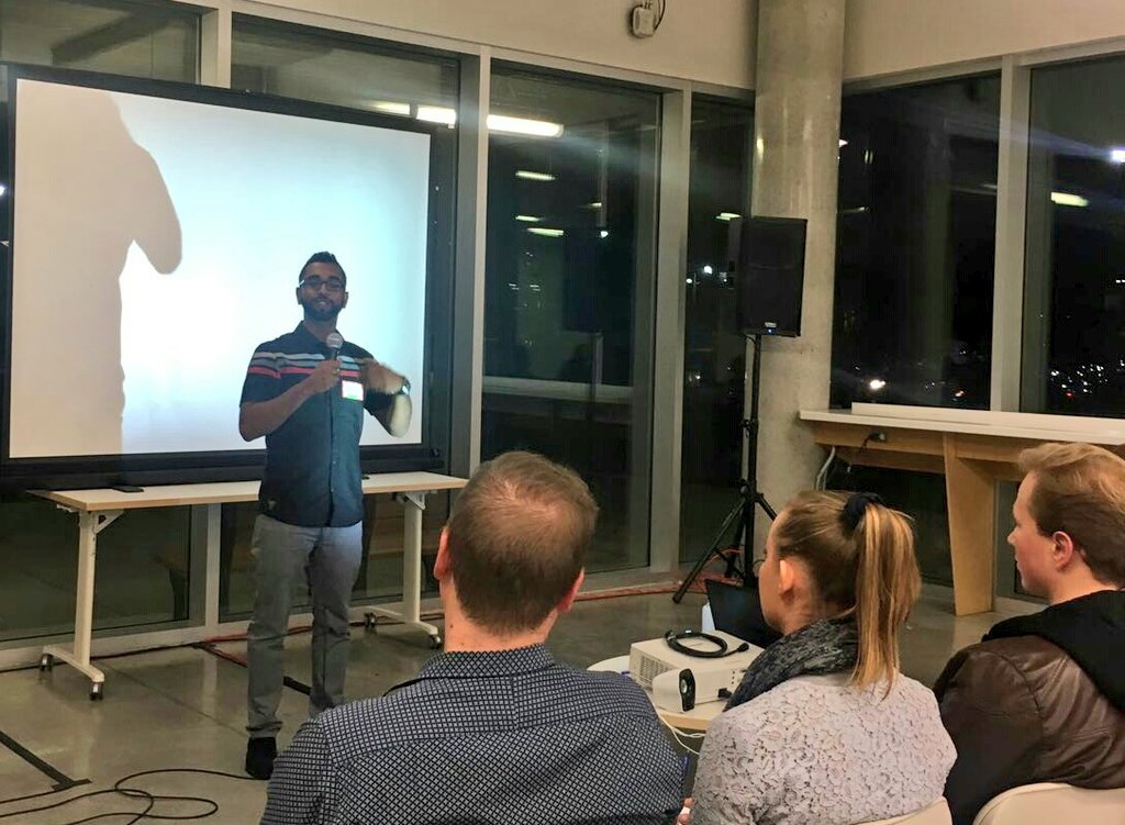 Book_Port's tweet image. @Book_Port founder @GodfreyJoekumar  pitching at #PitchIt2016, hosted by @igniteacc. 
@AlgonquinSA @AlgonquinColleg #GEW2016