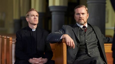 scorpio57files's tweet photo. #DoctorBlake #picoftheday #FatherEmery #Lucien #NickFarnell #CraigMcLachlan #TheSkyIsEmpty Another fav ep. https://t.co/TSoQck39aA
