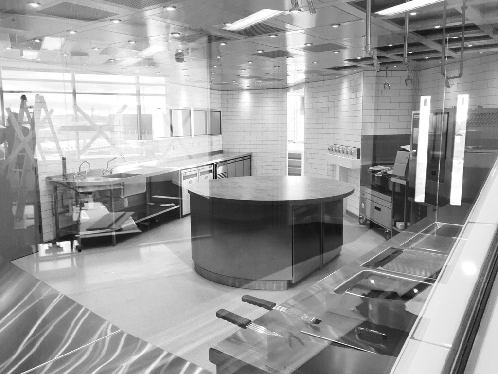 <a href="/lloydmann1/">Lloyd mann</a> <a href="/Simonprice8/">Simon price</a> <a href="/dwbridge1/">David Bridge</a> new kitchen looking good