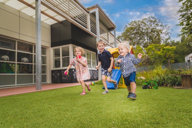 HearAndSay's tweet photo. Our 2016 Annual Report is titled 'Live Life Loudly' https://t.co/Imb12J1F96 @DimityD @CTMcCarthy1971 @FirstVoiceAus @amandamatherHS https://t.co/e0xHYn2ys3