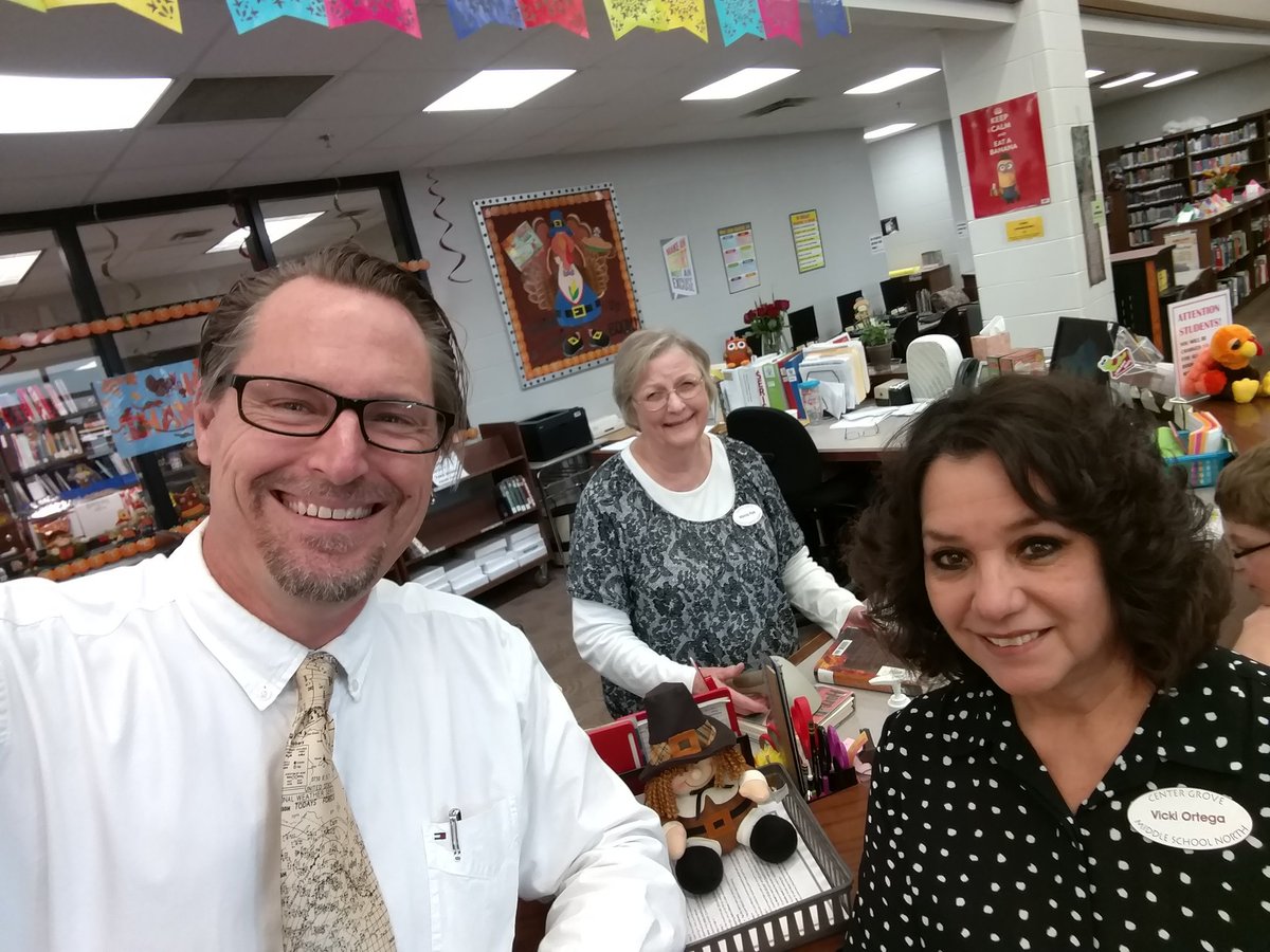 petersonjeffrey's tweet photo. Great day with @nielsenwriter hosted by our epic IMC crew of media superheros! 👍📖📕📔📚📓 #Cgi3 https://t.co/9nI7ngGtiD