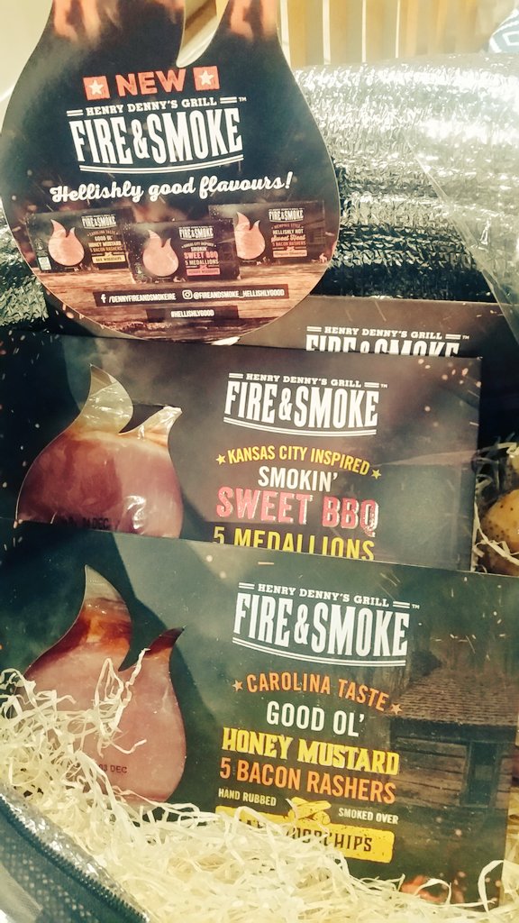 EVOKE's tweet photo. Bacon flavours inspired by the Deep South that are Hellishly Hot, yum! #hellishlygood https://t.co/OSLt5FxF6z