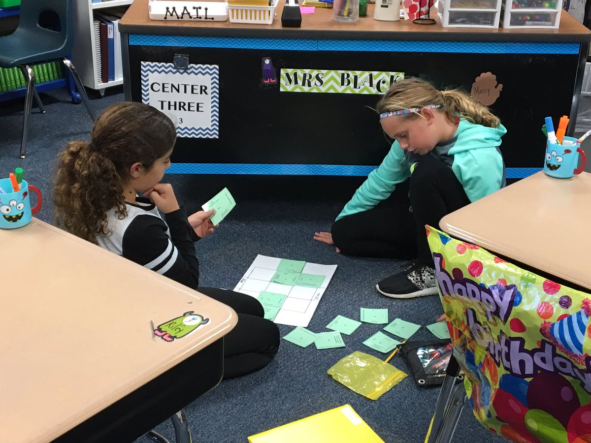 awlsmo's tweet photo. Fun centers for government review! Grade cam, brain teasers, brain pop, games. #grit4life #black #owninglearning https://t.co/4uWKkVJs2J