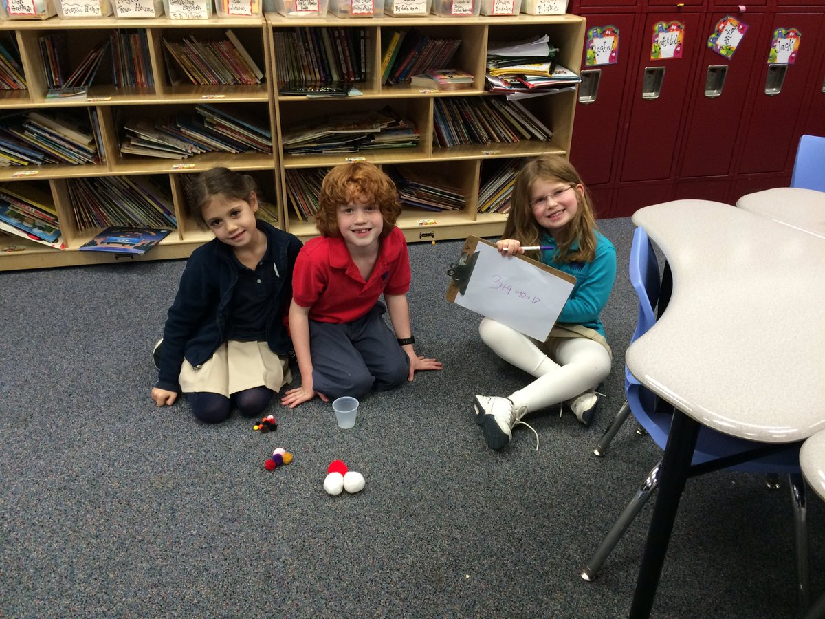 jkramer9's tweet photo. #davis1 Believe it or not, this is a STEM activity for working together in social studies. https://t.co/HwYxfunV3n