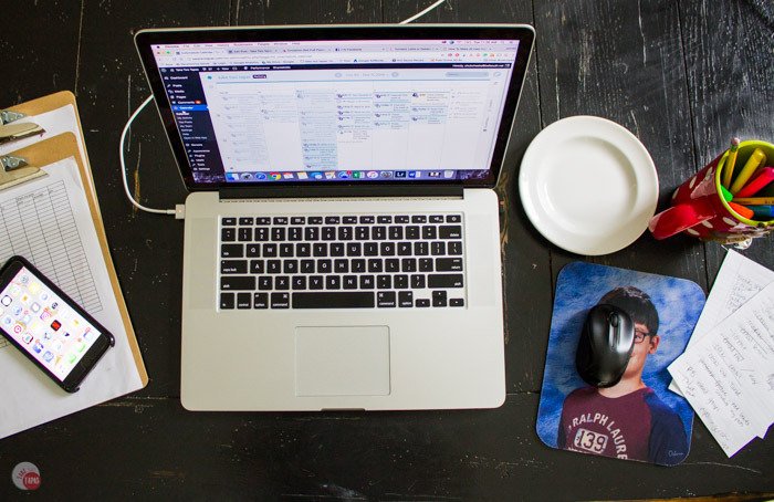 taketwotapas's tweet photo. What's missing from your work space? https://t.co/k91dOBNRoH #CraftEachDay @NescafeUSA #ad https://t.co/9gaYRMqVKs https://t.co/iQKzLvL0hj