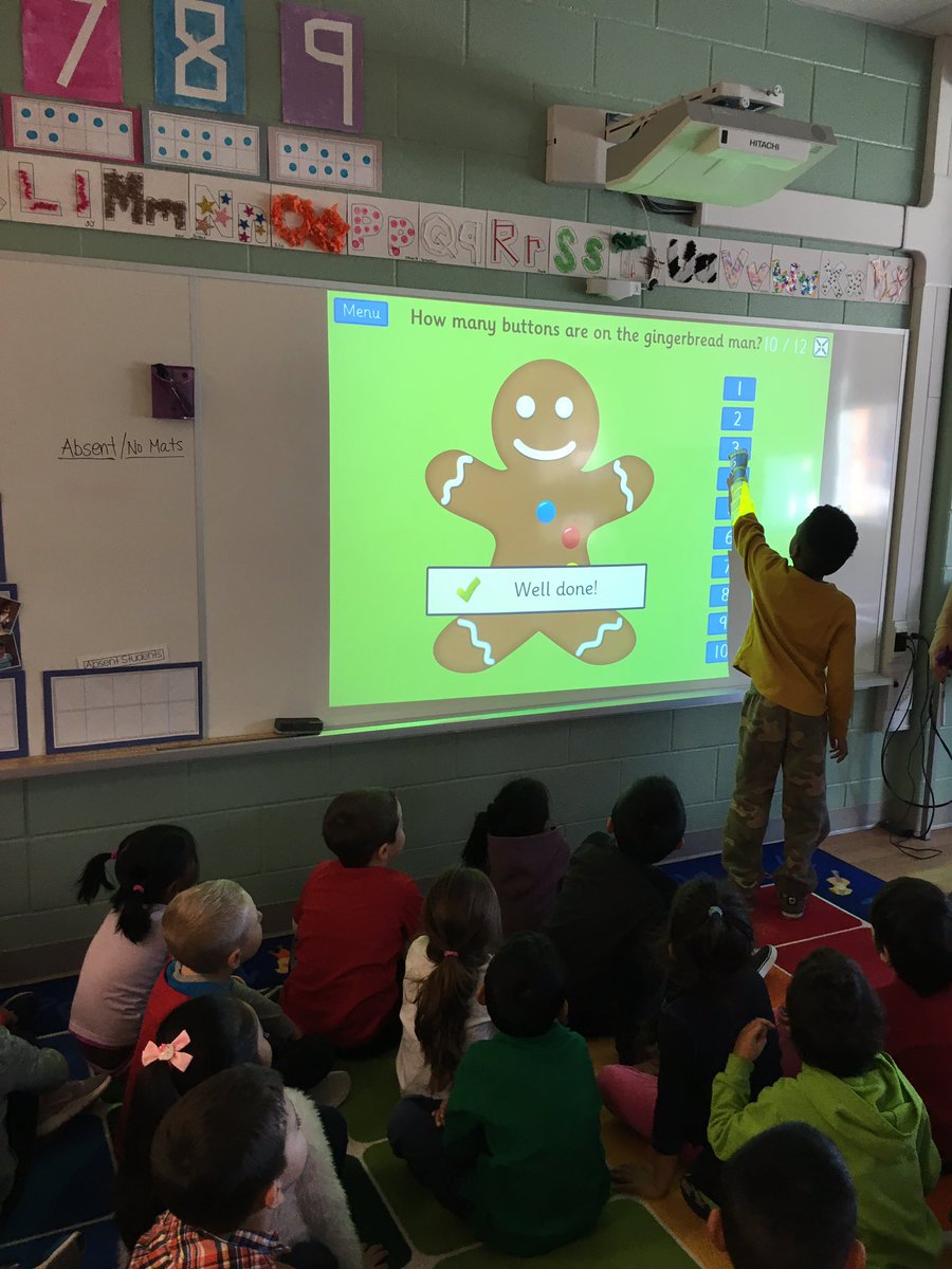 FDK_Bin103's tweet image. We are playing a numbersense game on our smartboard that helps solidify 1:1 correspondence &amp;amp; number matching. #technologybased #fdk