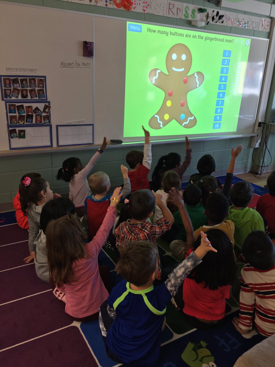 FDK_Bin103's tweet image. We are playing a numbersense game on our smartboard that helps solidify 1:1 correspondence &amp;amp; number matching. #technologybased #fdk