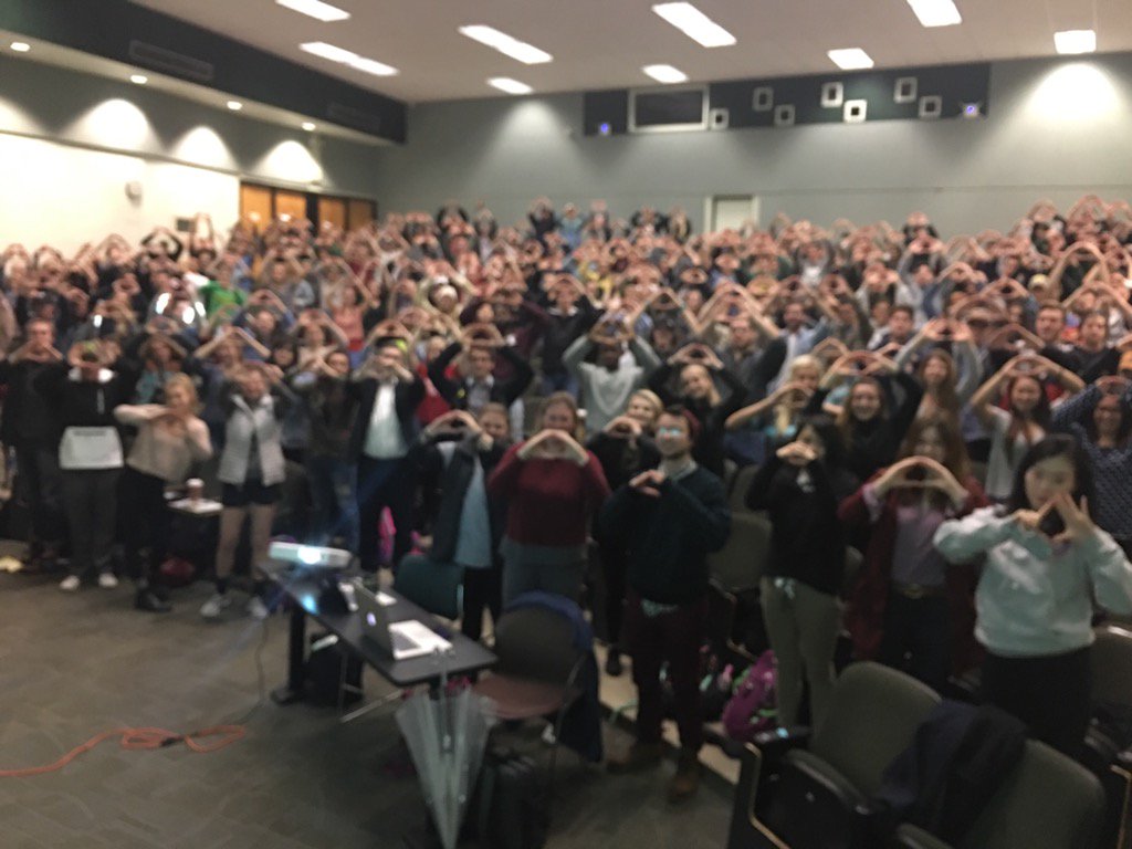 damianradcliffe's tweet photo. #MPATUO Throw your O. How far can we get this? Please RT! https://t.co/NJyxyPBm6c